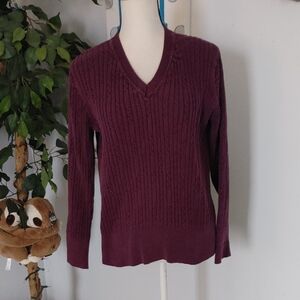 Cabela's Deep Purple V-Neck Cable Knit Sweater M